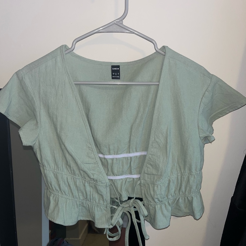 Tie top size small